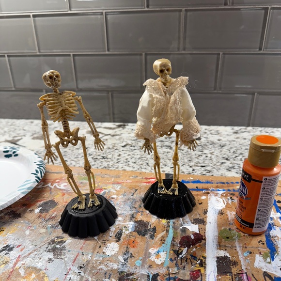 ❌SOLD❌OOAK Vintage Dressed Skeletons Made by Me! - Picture 5 of 17